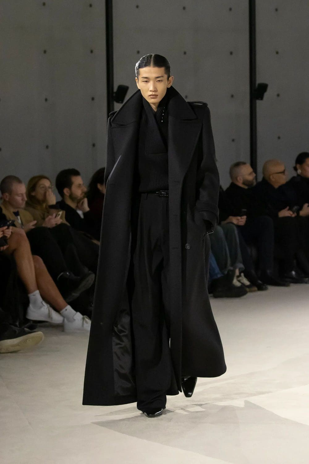 Saint Laurent Fall Winter 2023 2024 Menswear Runway Magazine 29