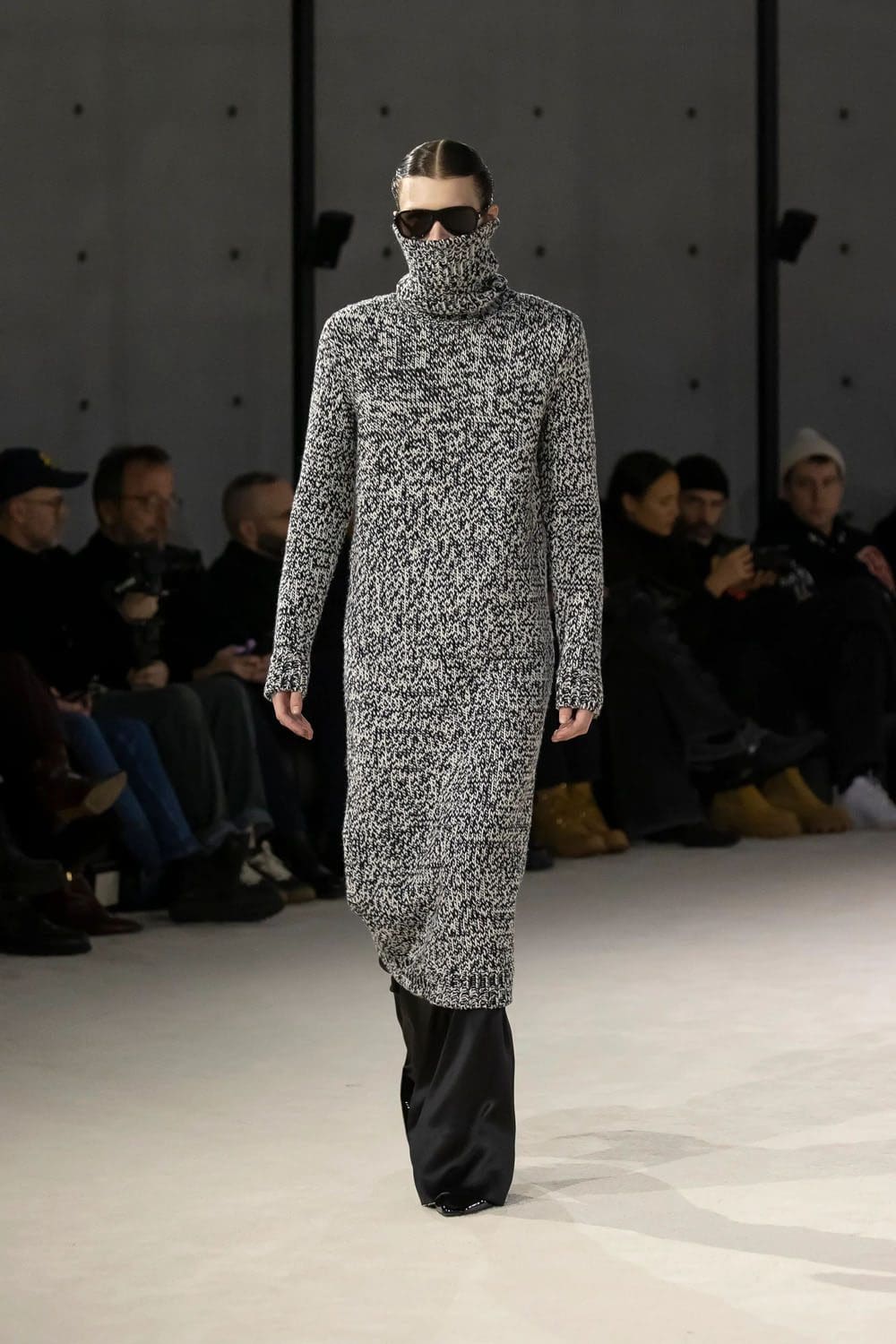 Saint Laurent Fall Winter 2023 2024 Menswear Runway Magazine 32