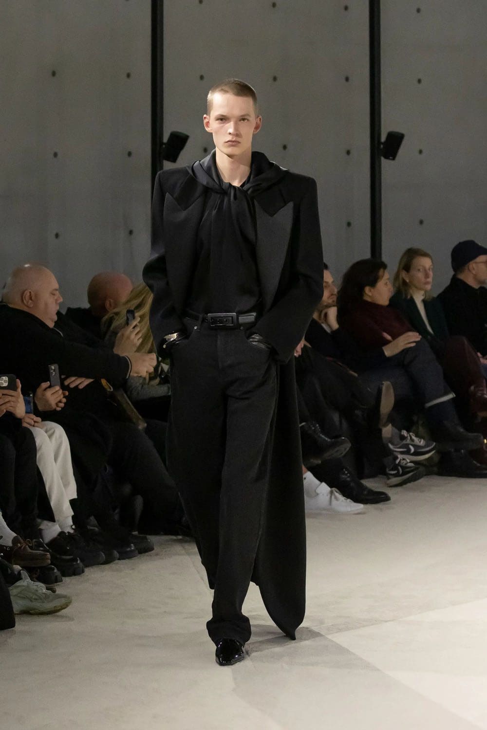 Saint Laurent Fall Winter 2023 2024 Menswear Runway Magazine 34