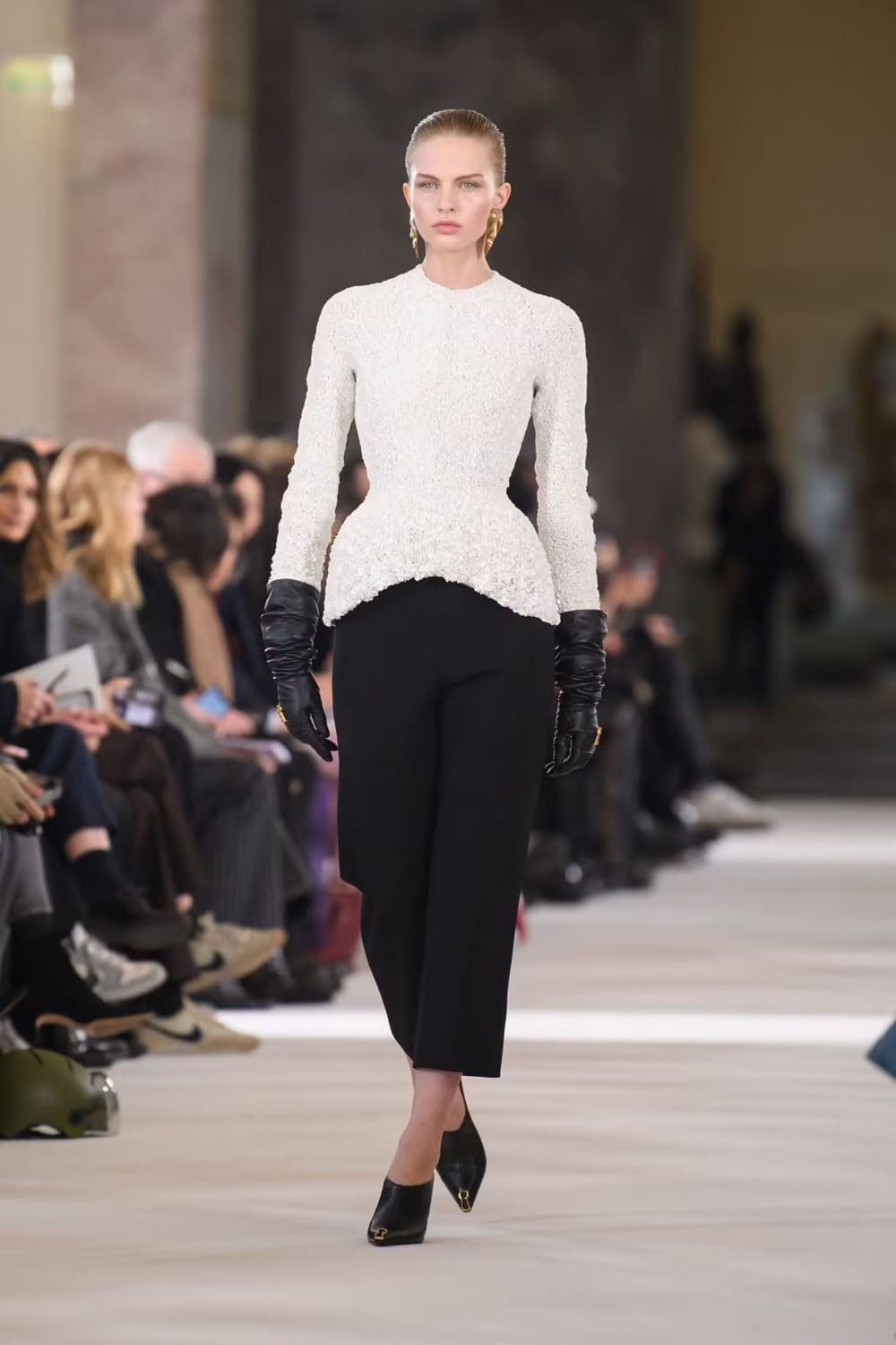 Schiaparelli Taxidermia Alta Costura Primavera Verano 2023 Runway Revista 1 1