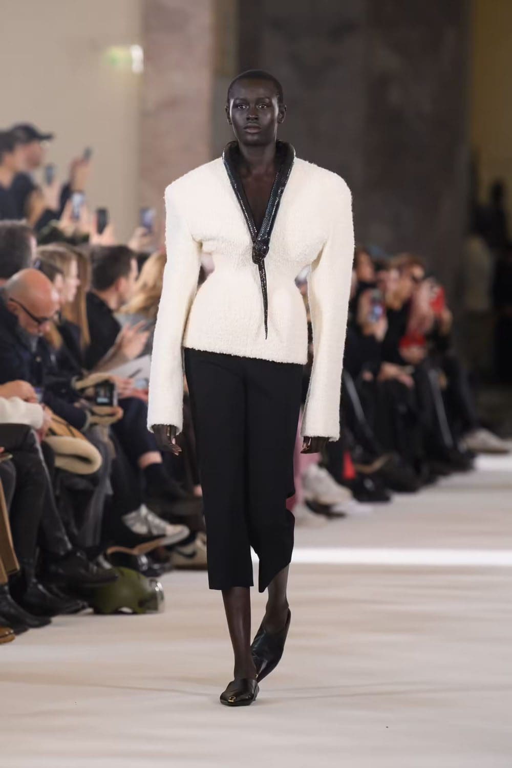 Schiaparelli Taxidermia Alta Costura Primavera Verano 2023 Runway Revista 14 1