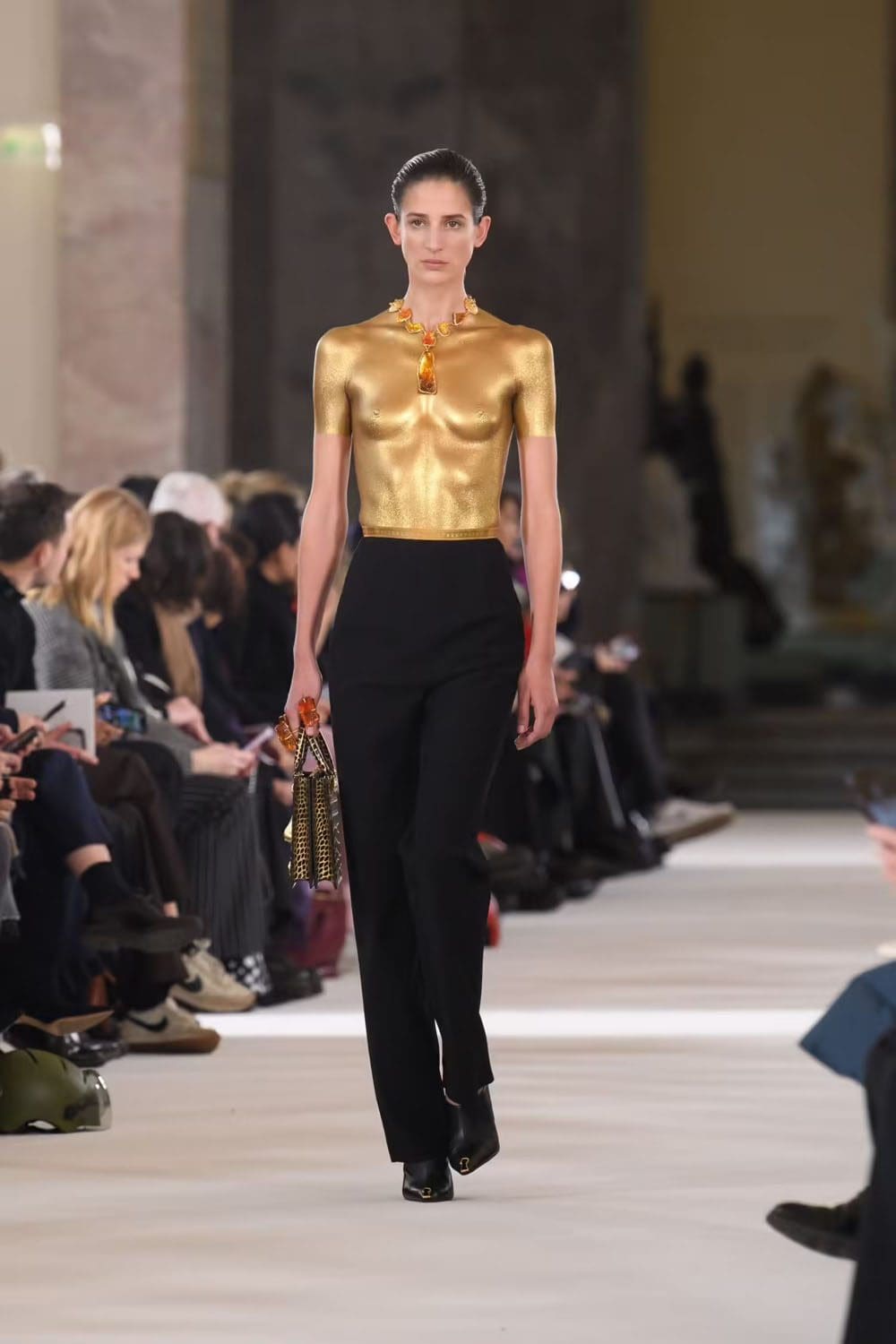 Schiaparelli Taxidermia Alta Costura Primavera Verano 2023 Runway Magazine 19