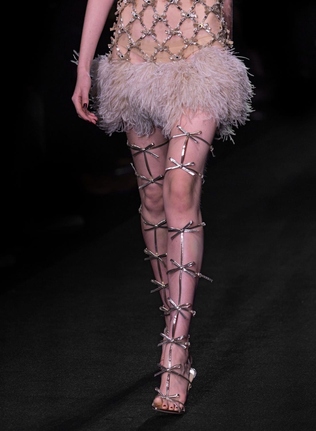 Valentino Couture Frühling Sommer 2023 Details aus nächster Nähe Runway 25 Magazin