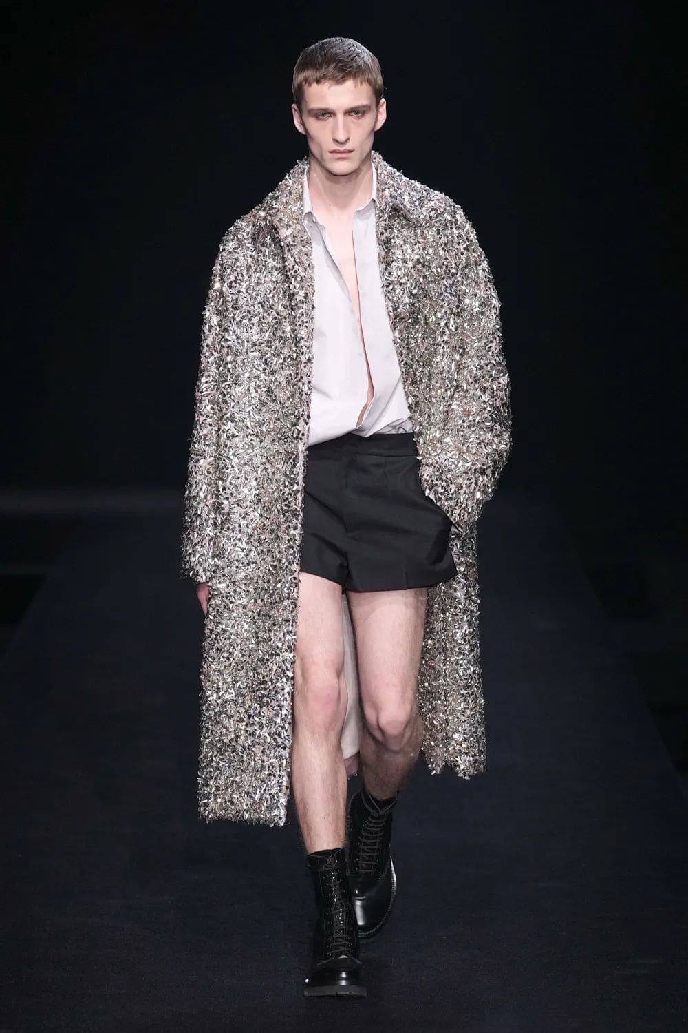 Valentino Haute Couture Frühling Sommer 2023 Runway 10 Magazin