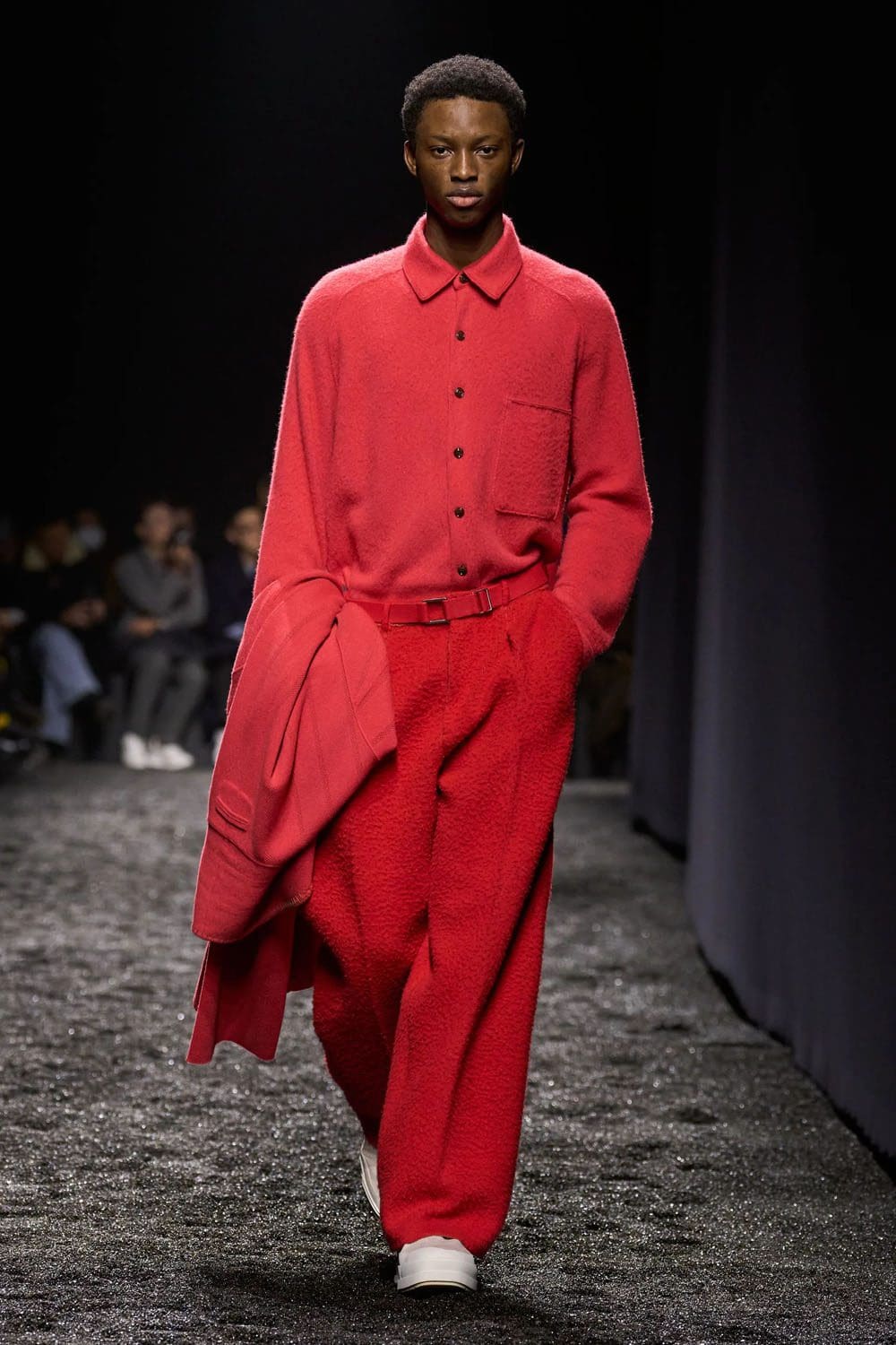 Zegna Automne Hiver 2023 2024 Vêtements pour hommes Runway Magazine 21