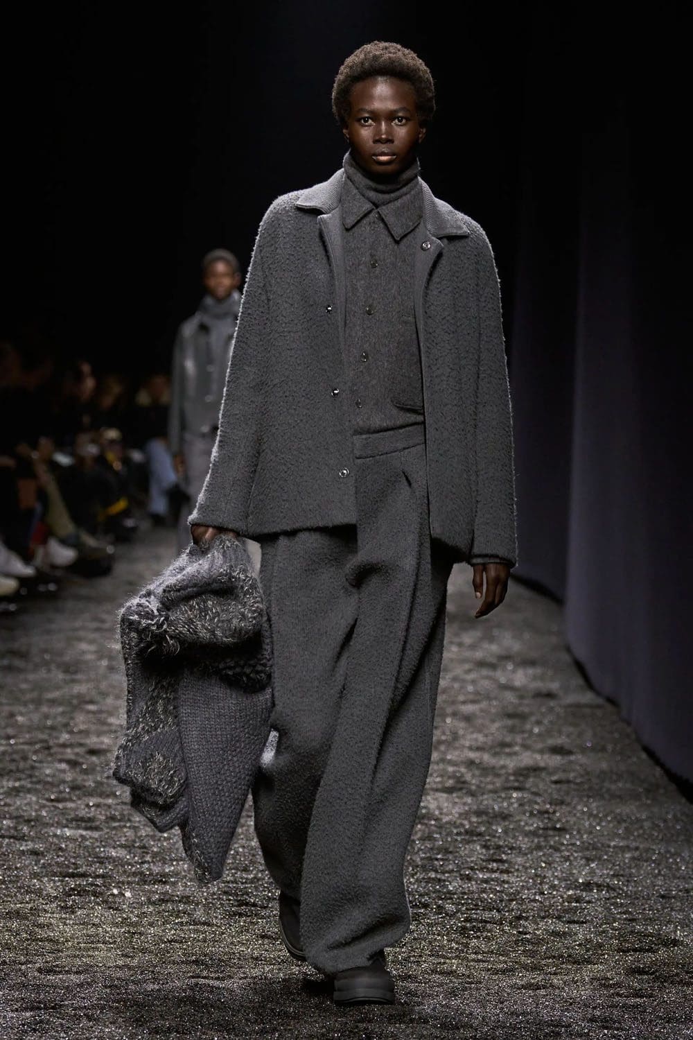 Zegna Automne Hiver 2023 2024 Vêtements pour hommes Runway Magazine 37