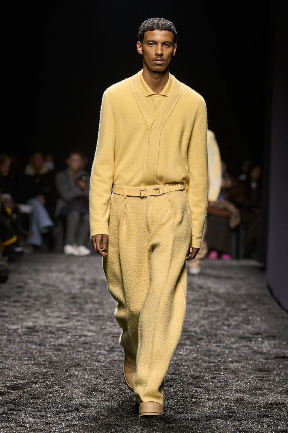 Zegna Automne Hiver 2023 2024 Vêtements pour hommes Runway Magazine 40