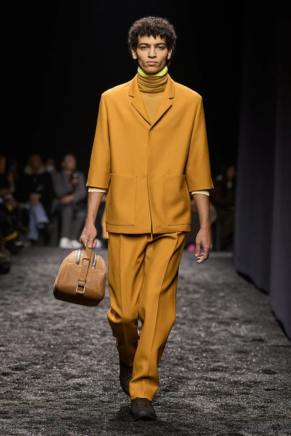 Zegna Automne Hiver 2023 2024 Vêtements pour hommes Runway Magazine 45
