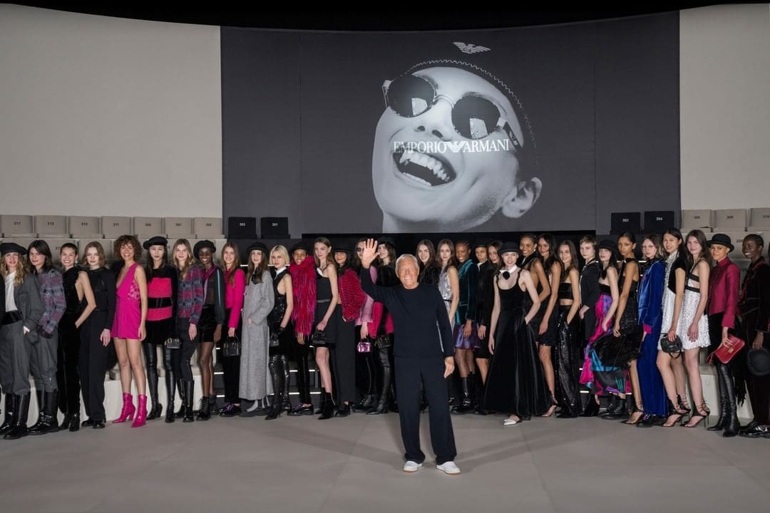 6 Emporio Armani Outono Inverno 2023 2024 Pronto para vestir Runway revista