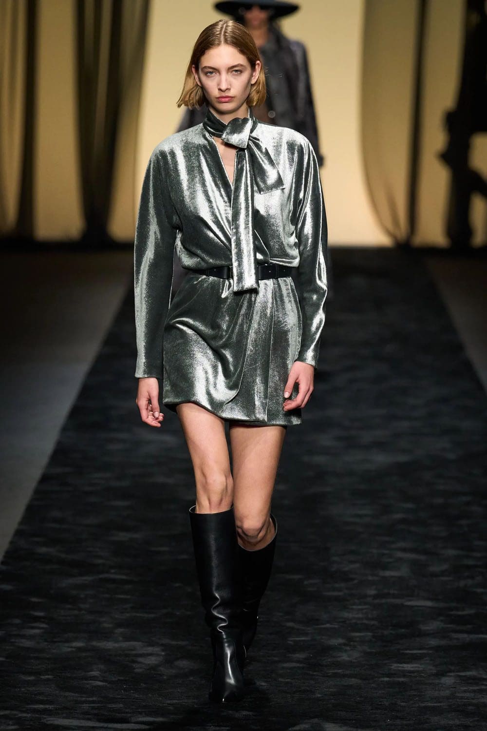 Alberta Ferretti Осень Зима 2023 2024 Готовая Одежда Runway Журнал 12