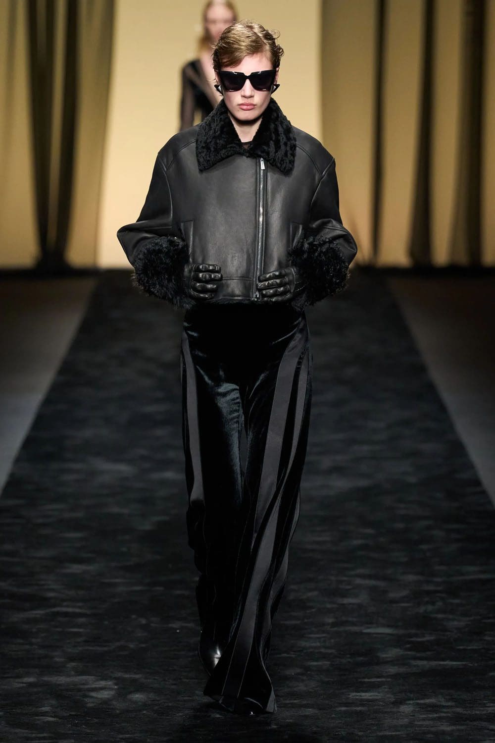 Alberta Ferretti Осень Зима 2023 2024 Готовая Одежда Runway Журнал 16