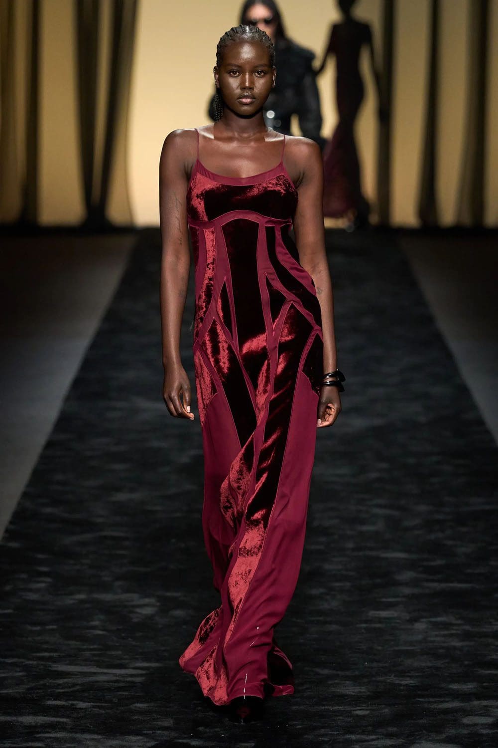 Alberta Ferretti Осень Зима 2023 2024 Готовая Одежда Runway Журнал 19