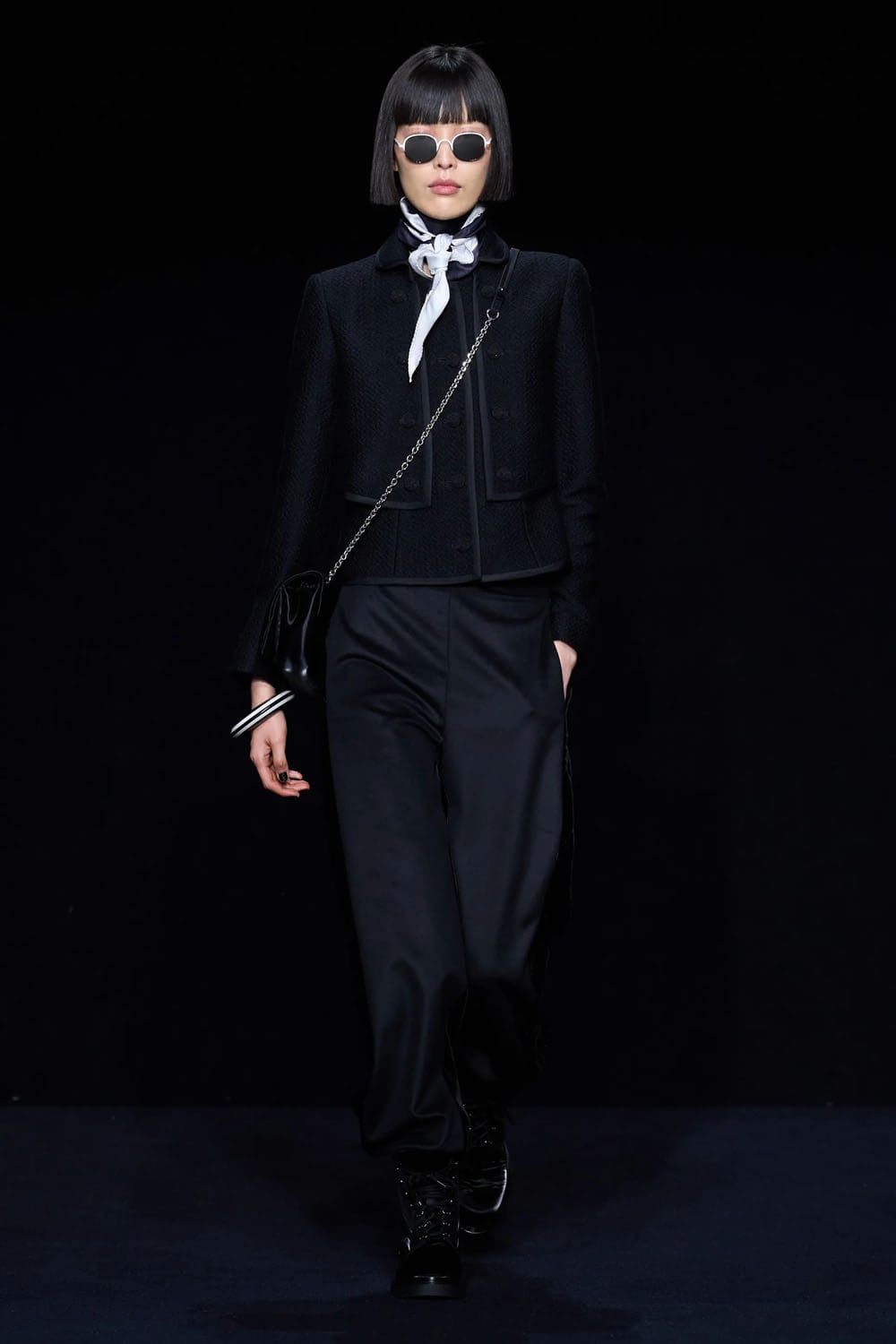 Emporio Armani outono inverno 2023 2024 pronto para vestir Runway Revista 19