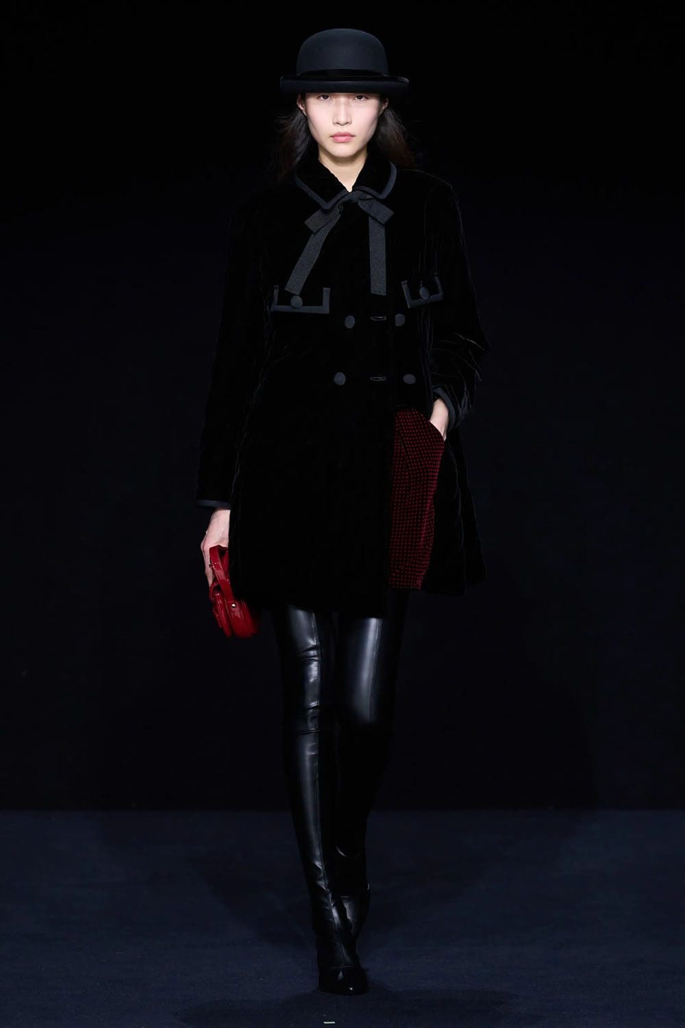 Emporio Armani outono inverno 2023 2024 pronto para vestir Runway Revista 27