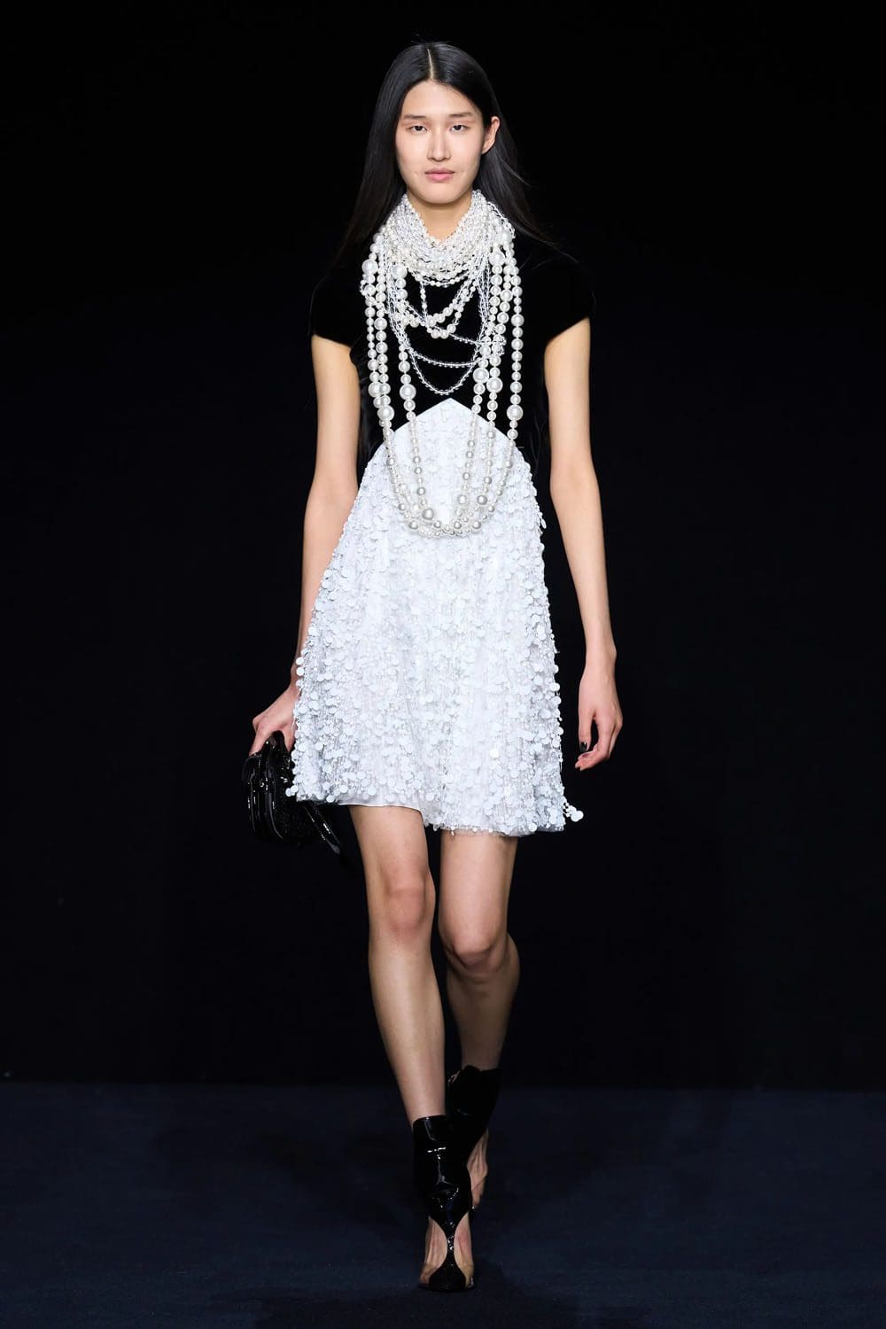 Emporio Armani outono inverno 2023 2024 pronto para vestir Runway Revista 66