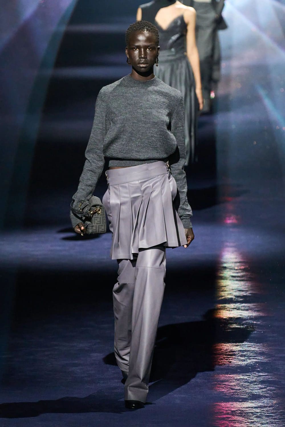 Fendi Autunno Inverno 2023 2024 Milano Runway 14 Magazine