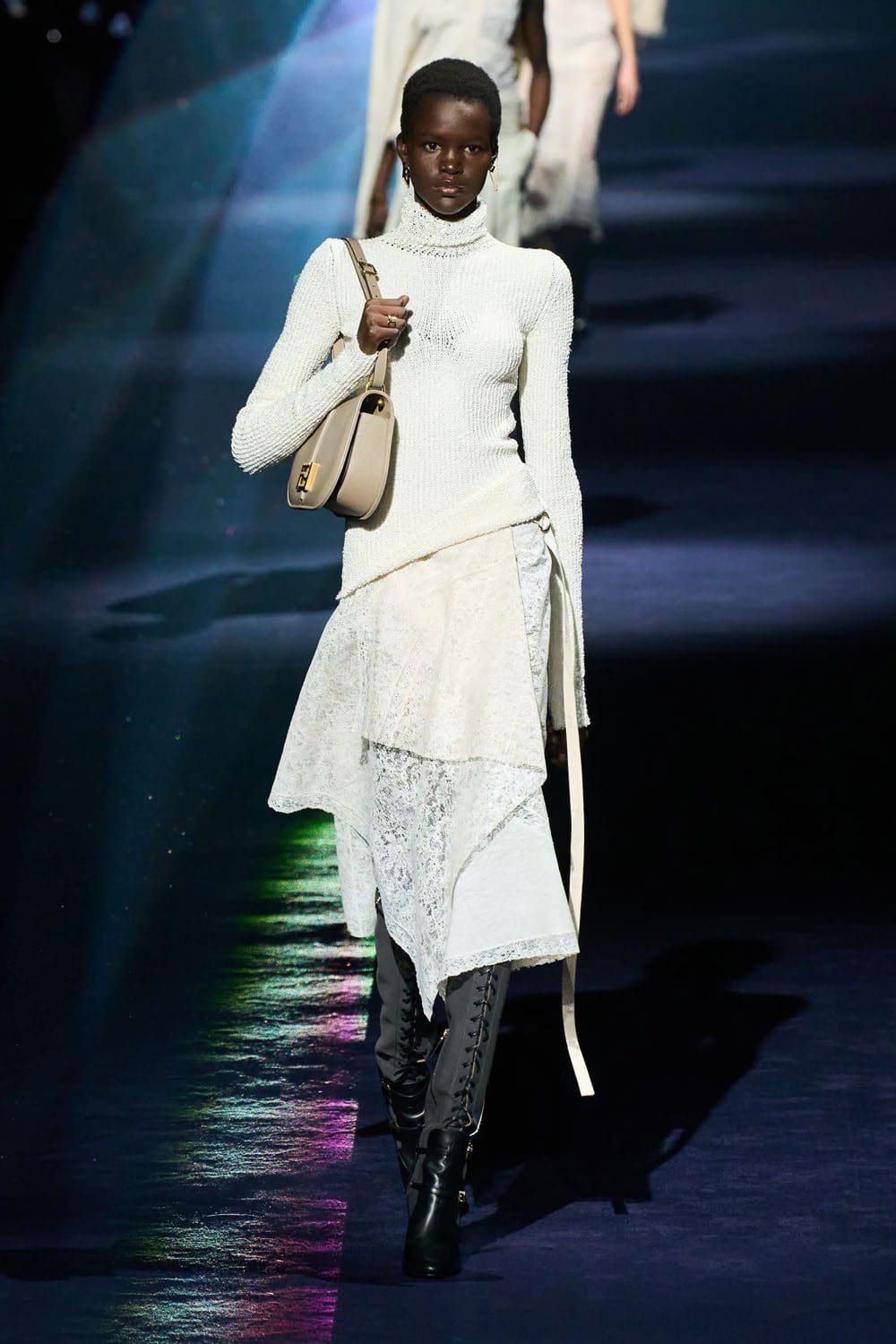 Fendi Autunno Inverno 2023 2024 Milano Runway 21 Magazine