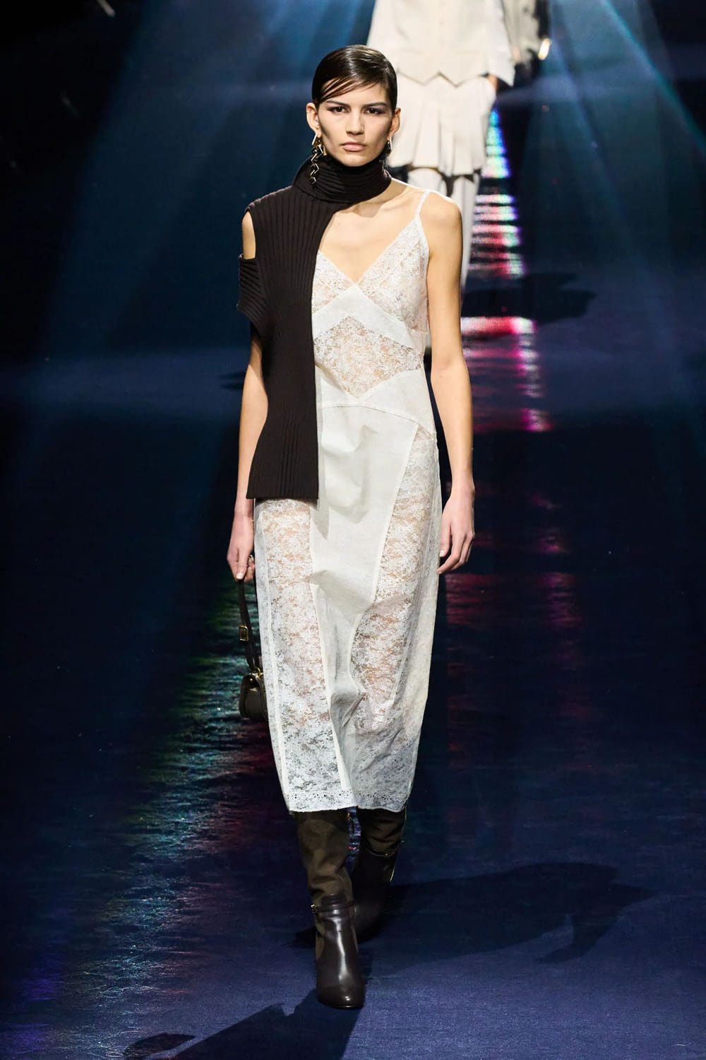 Fendi Autunno Inverno 2023 2024 Milano Runway 25 Magazine
