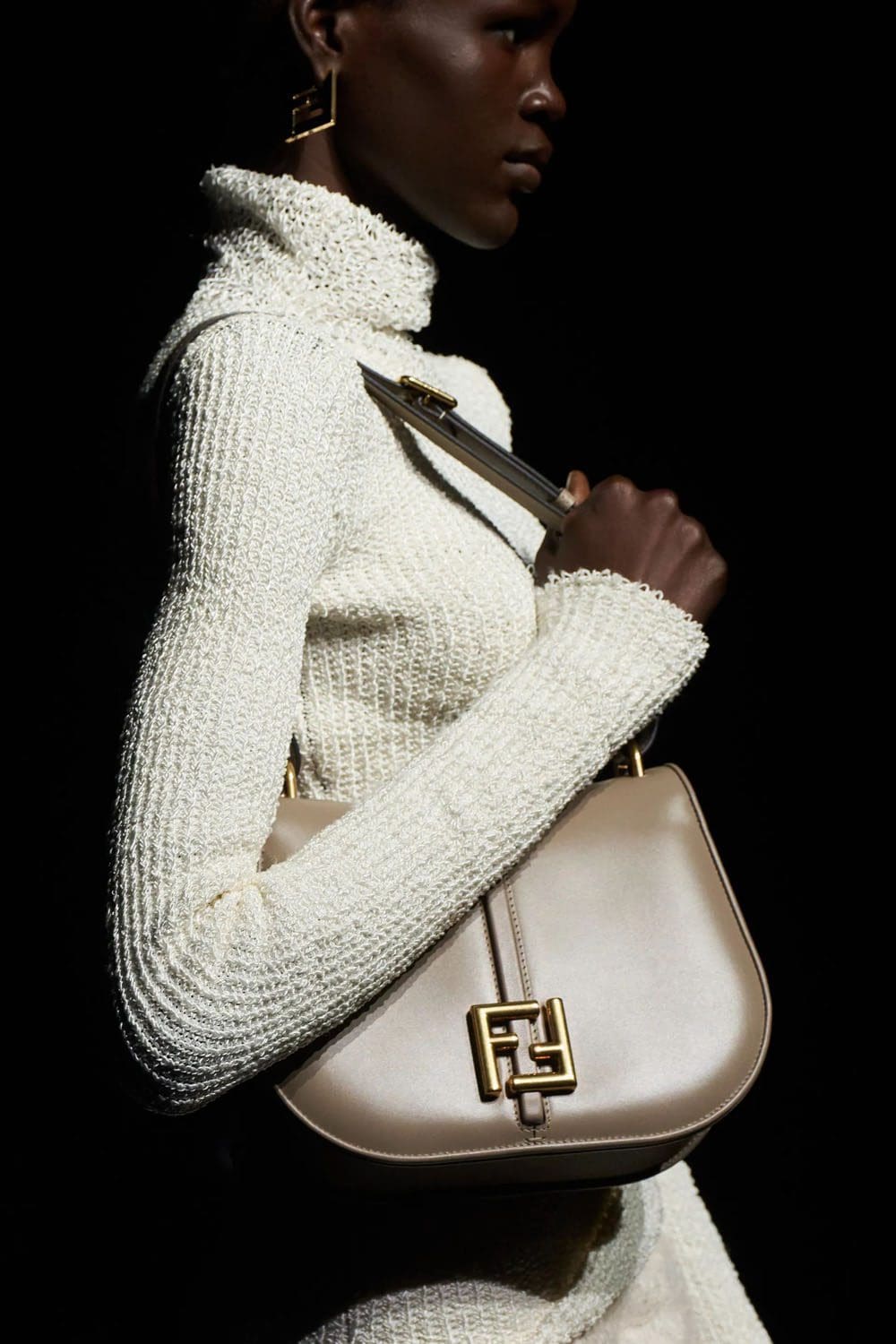 Fendi Autunno Inverno 2023 2024 Milano Runway 43 Magazine