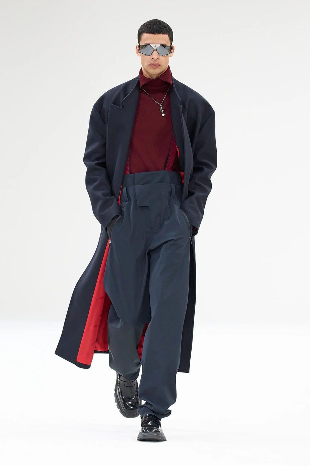 フェラーリ 秋冬 2023 2024 ミラノ Runway 雑誌5