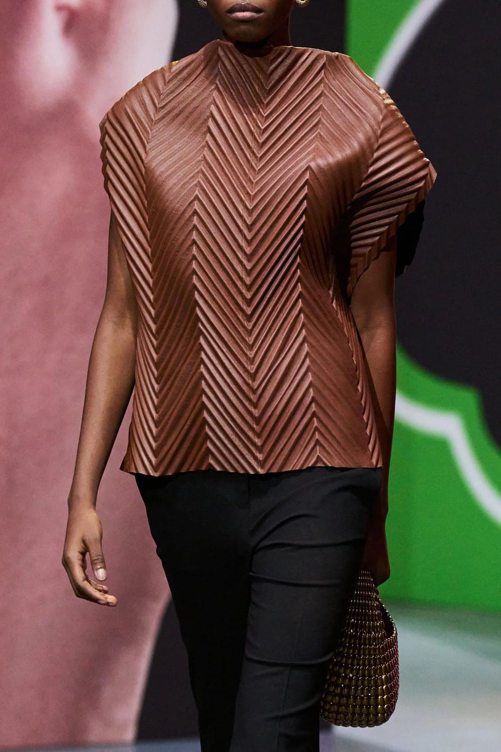 JW Anderson Осень Зима 2023 2024 Лондон Runway Журнал 58