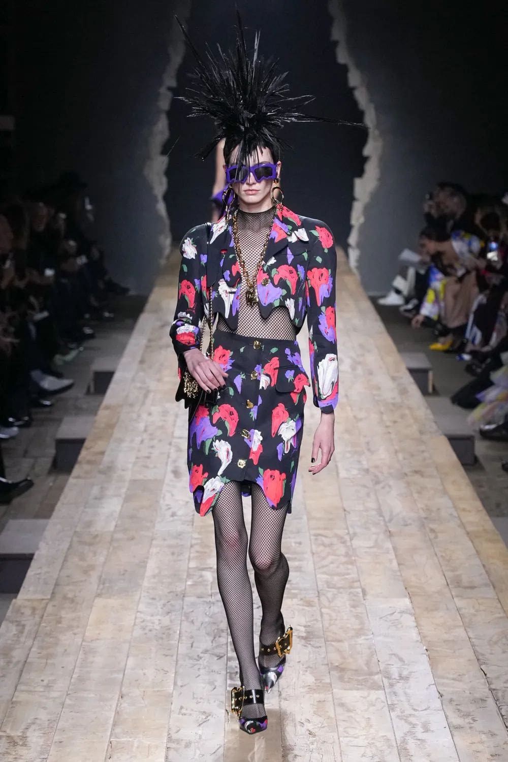 Moschino Outono Inverno 2023 2024 Milão Runway Revista 17