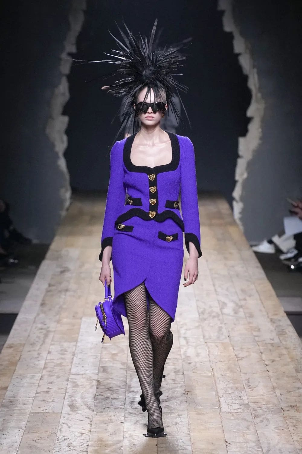 Moschino Outono Inverno 2023 2024 Milão Runway Revista 20
