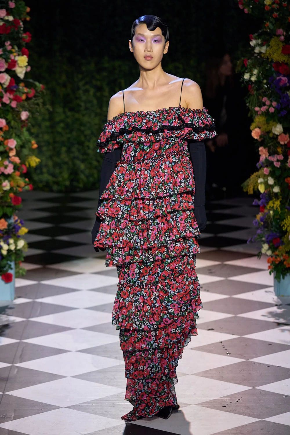 Richard Quinn Autunno Inverno 2023 2024 Londra Runway 6 Magazine