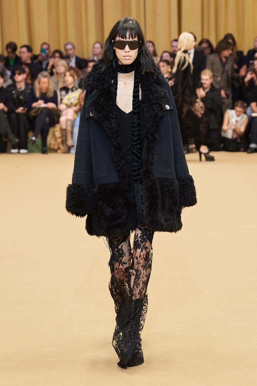 Roberto Cavalli Outono Inverno 2023 2024 Milão Runway Revista 39