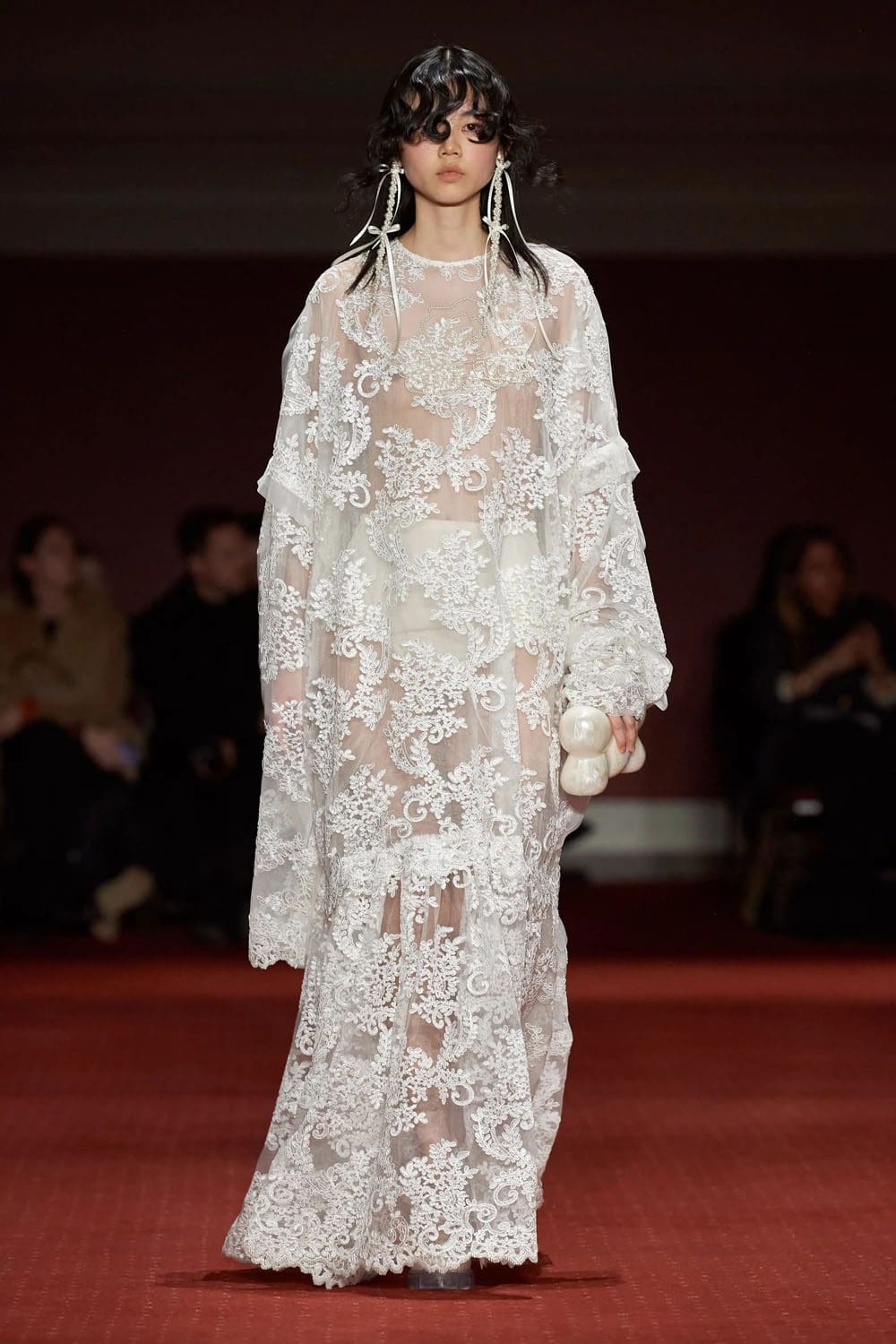 Simone Rocha Fall Winter 2023 2024 Лондон Runway Журнал 45