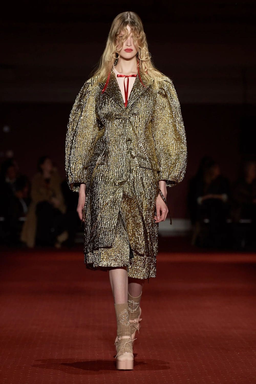 Simone Rocha Fall Winter 2023 2024 Лондон Runway Журнал 5