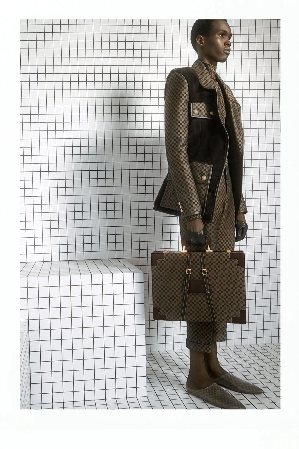 Balmain Fall 2023 Menswear by Olivier Rousteing Runway Magazine 10