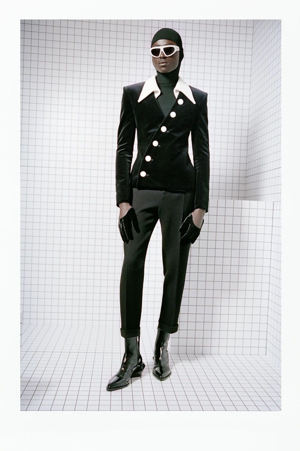 Balmain Fall 2023 Menswear por Olivier Rousteing Runway Revista 20