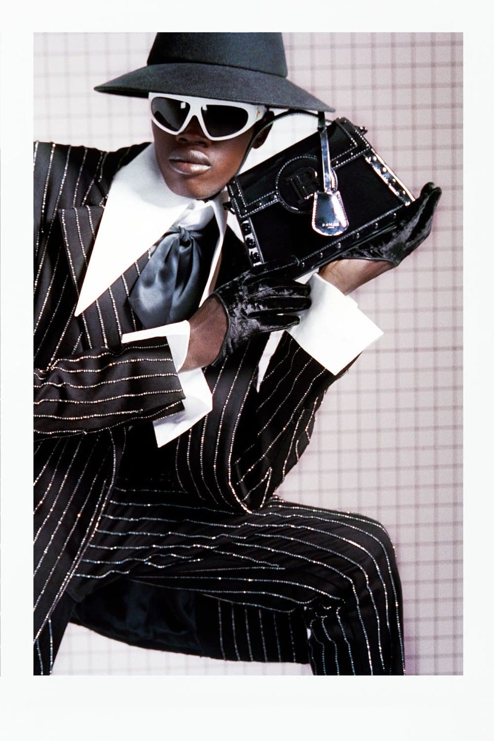 Balmain Fall 2023 Menswear por Olivier Rousteing Runway Revista 5