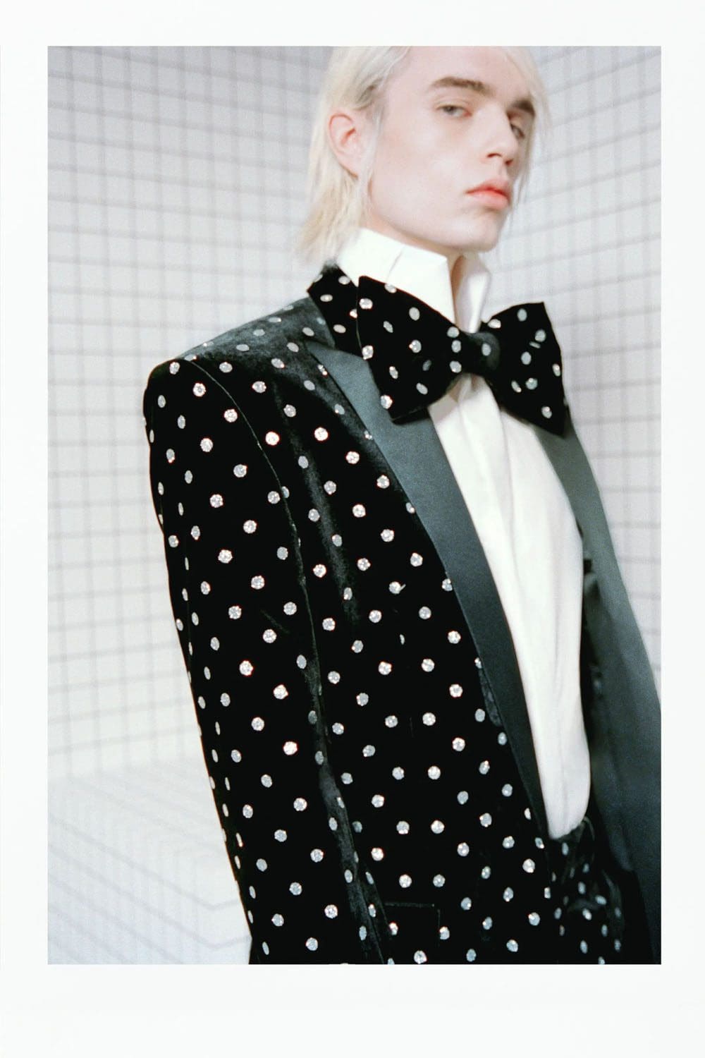 Balmain Fall 2023 Menswear por Olivier Rousteing Runway Revista 55