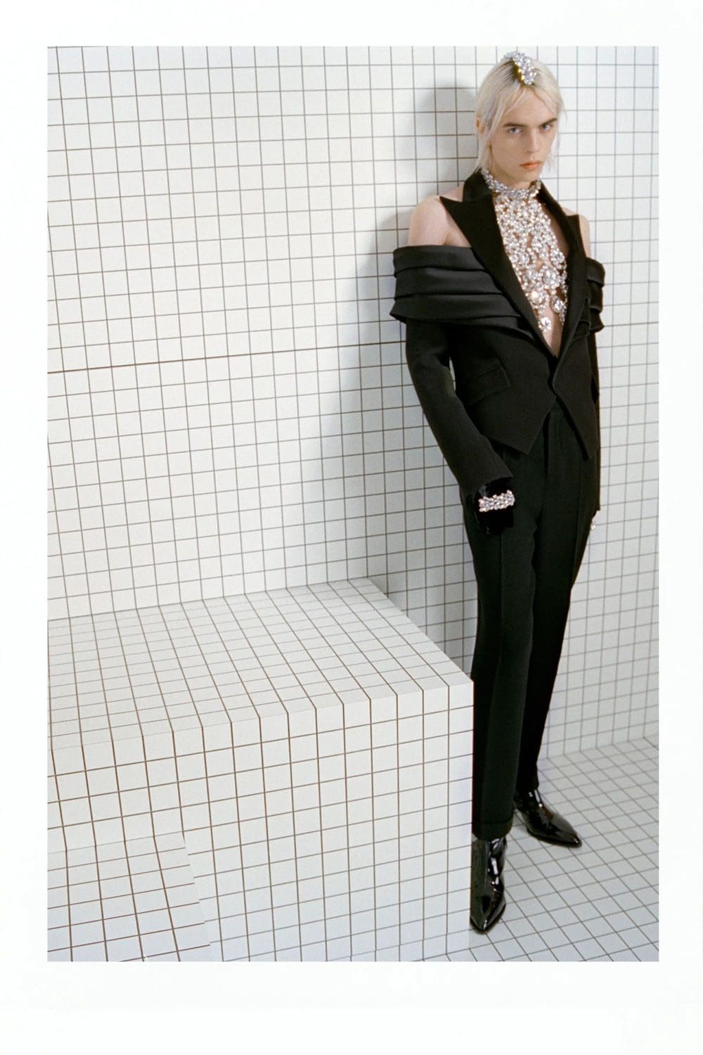 Balmain Fall 2023 Menswear por Olivier Rousteing Runway Revista 58
