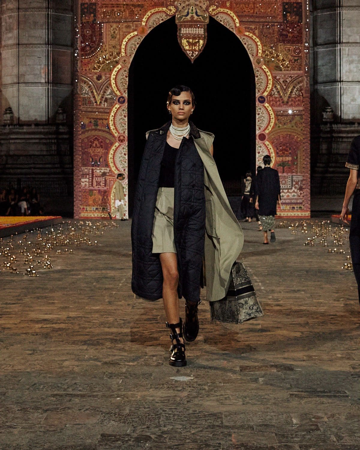 Dior Autunno 2023 Mumbai India Runway 20 Magazine