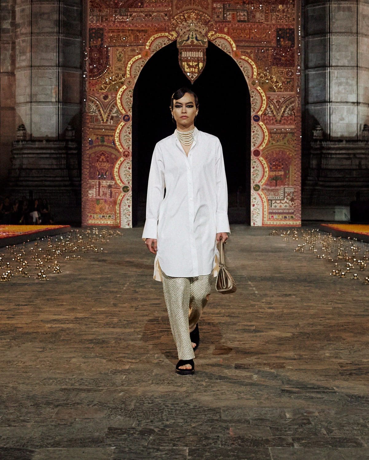 Dior Autunno 2023 Mumbai India Runway 23 Magazine