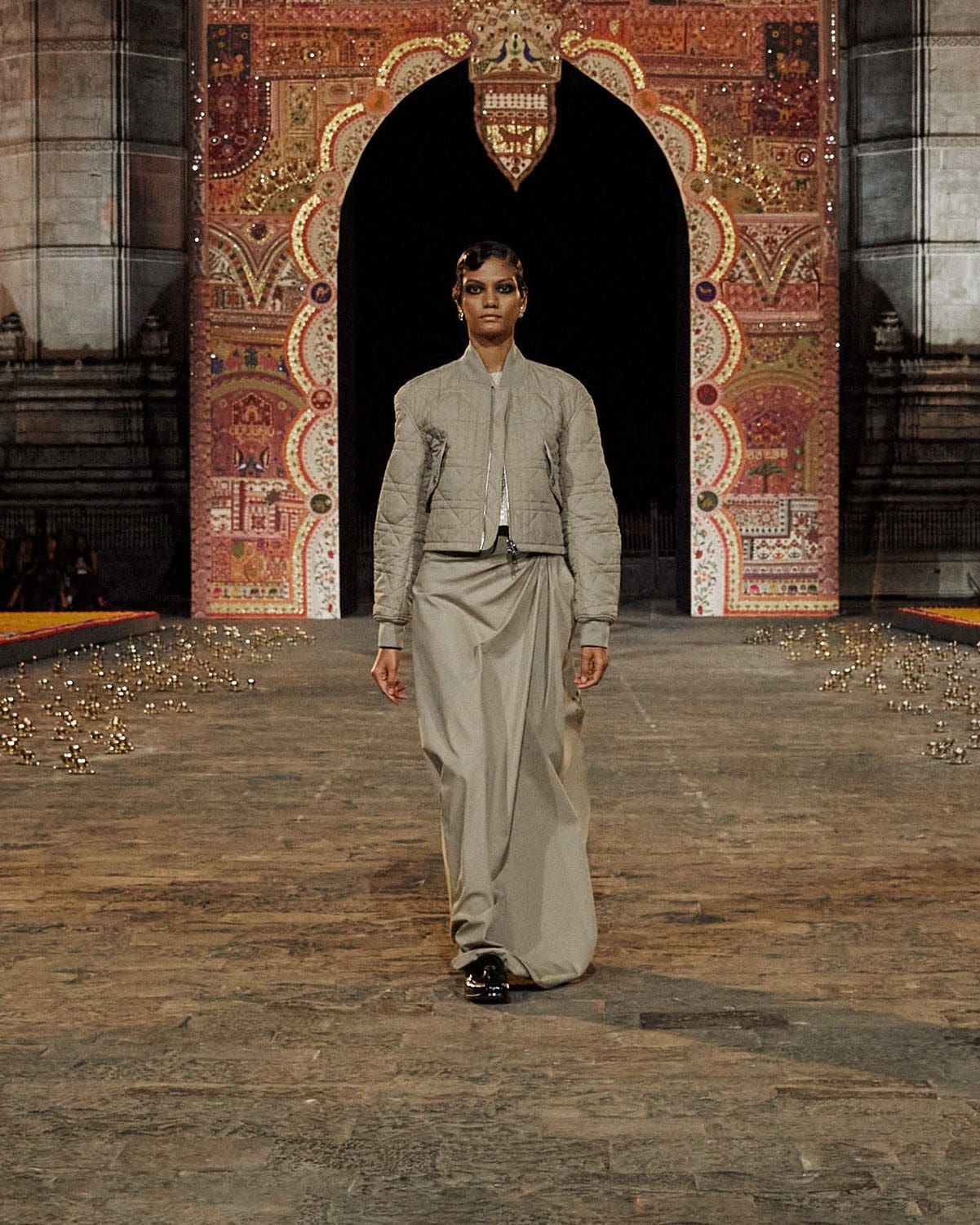 Dior Autunno 2023 Mumbai India Runway 24 Magazine