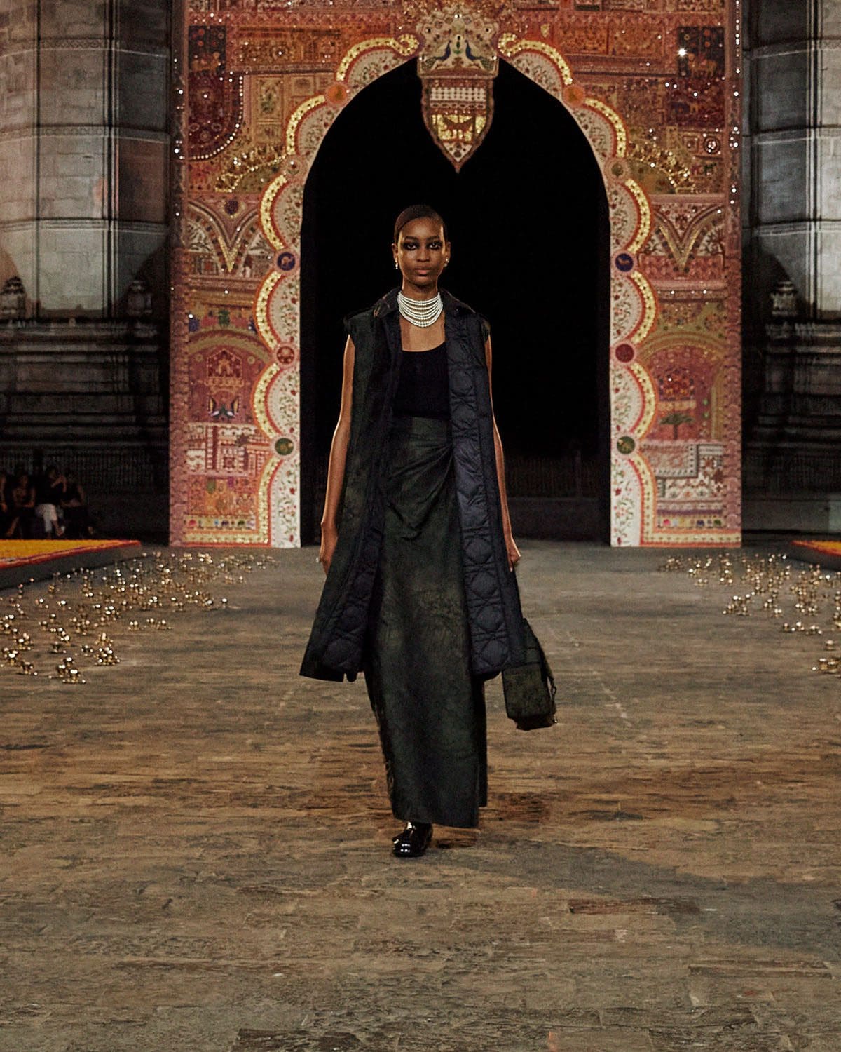 Dior Autunno 2023 Mumbai India Runway 27 Magazine