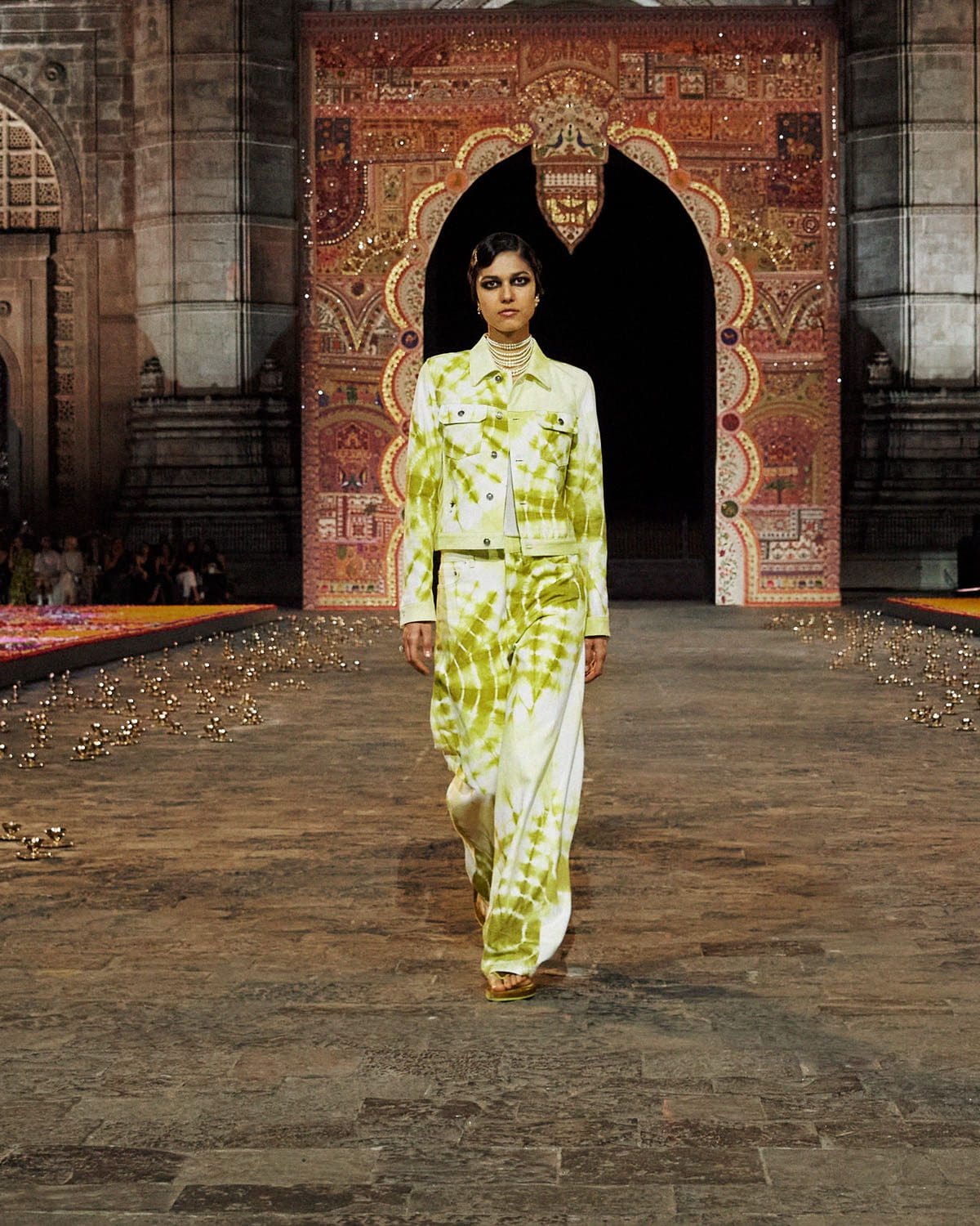 Dior Autunno 2023 Mumbai India Runway 34 Magazine