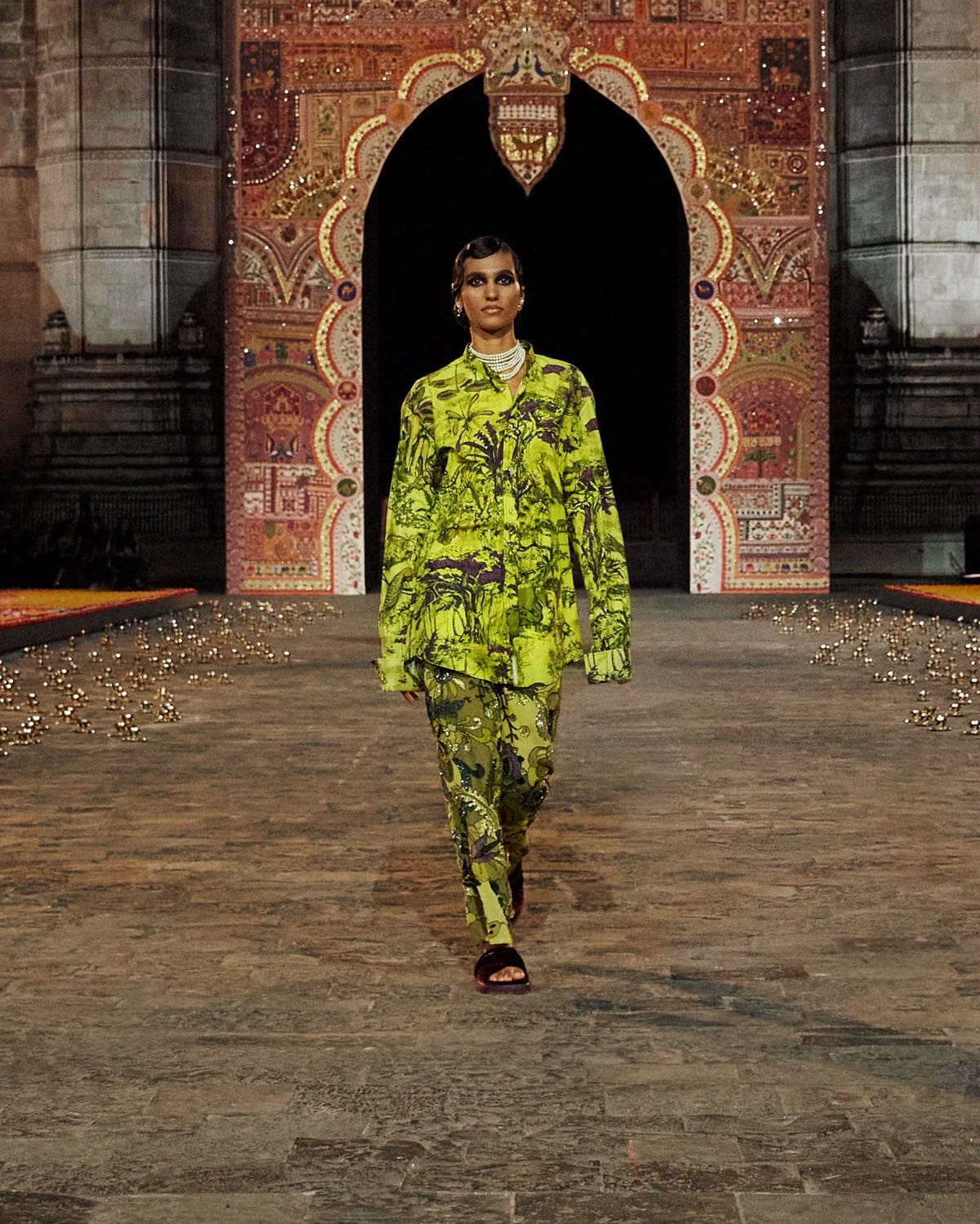Dior Autunno 2023 Mumbai India Runway 39 Magazine