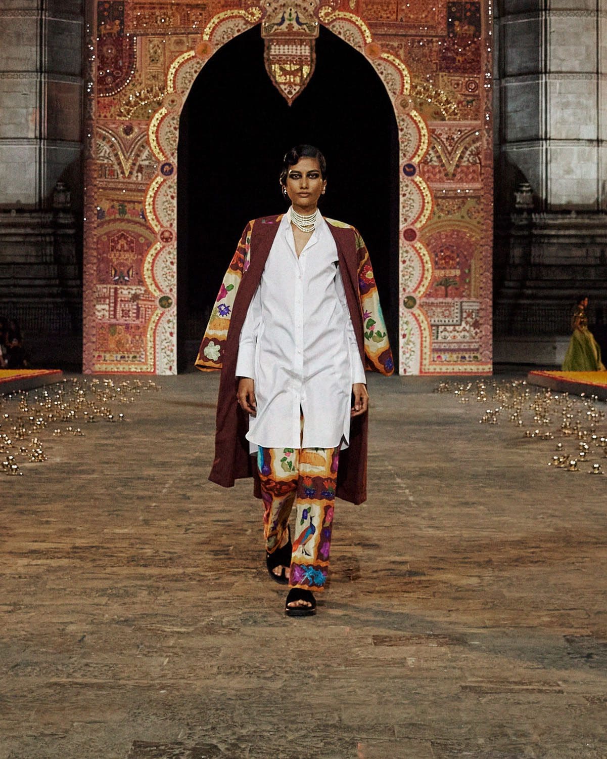 Dior Autunno 2023 Mumbai India Runway 45 Magazine