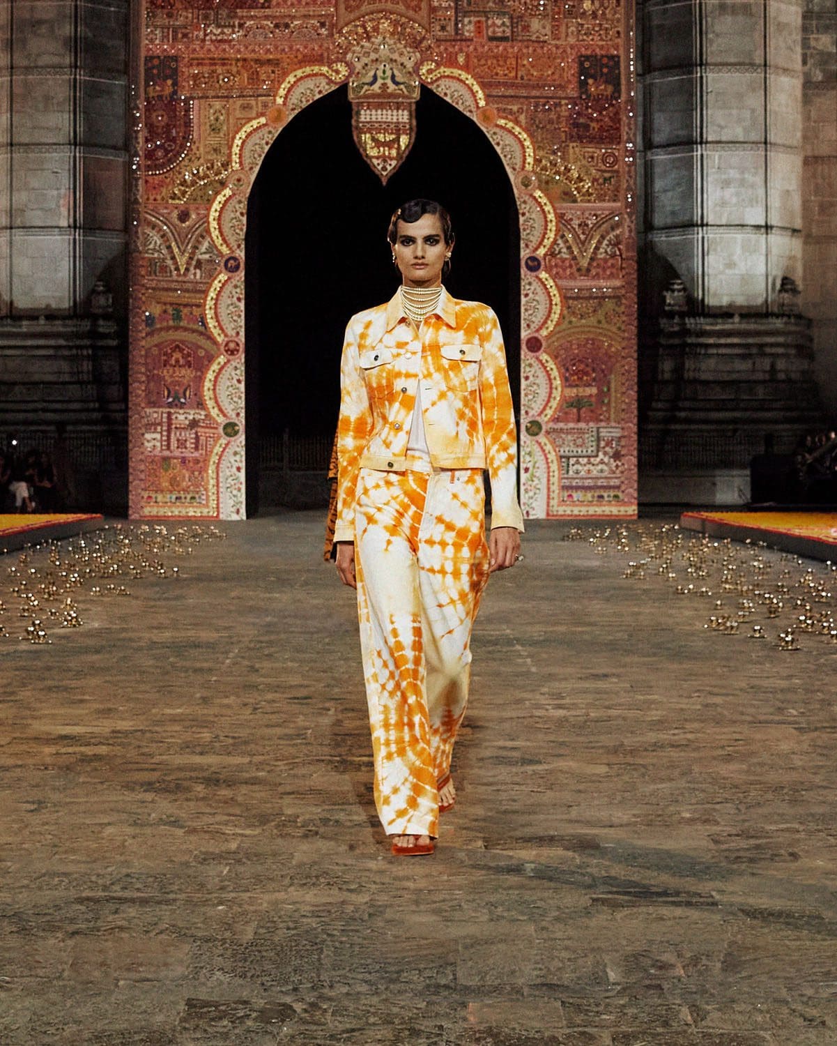 Dior Autunno 2023 Mumbai India Runway 47 Magazine