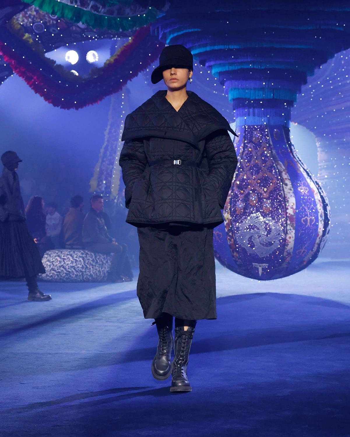 迪奥 2023 秋冬 2024 巴黎 Runway 17杂志