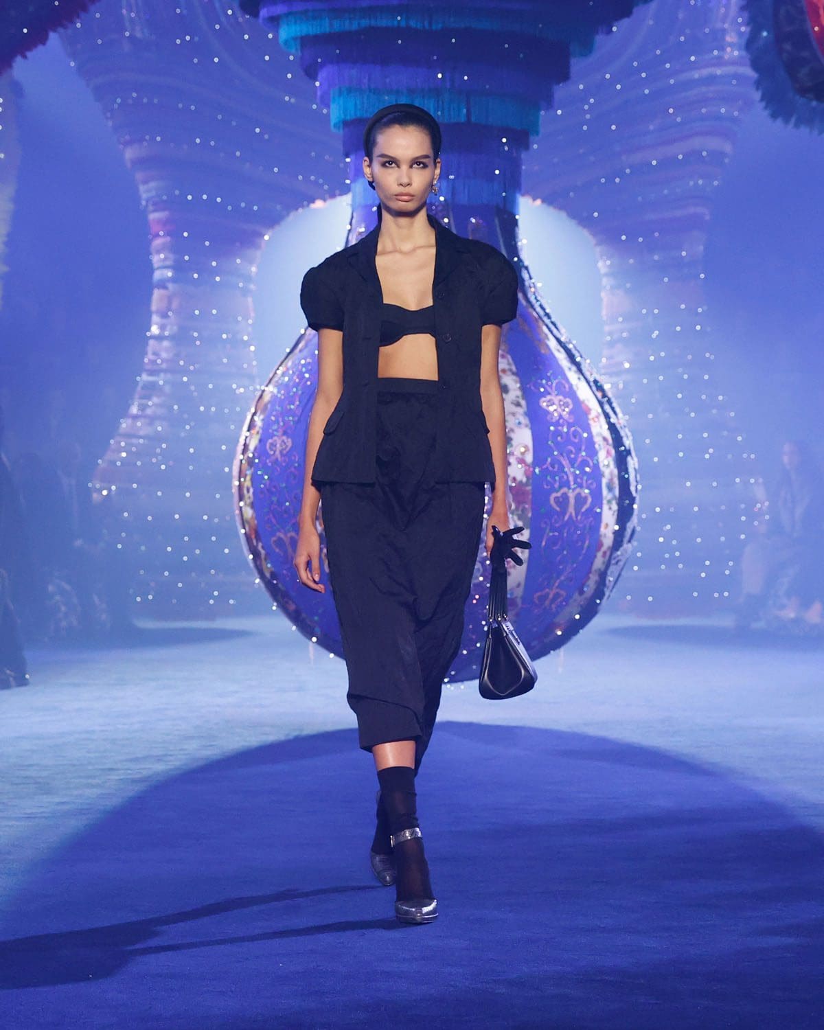迪奥 2023 秋冬 2024 巴黎 Runway 3杂志