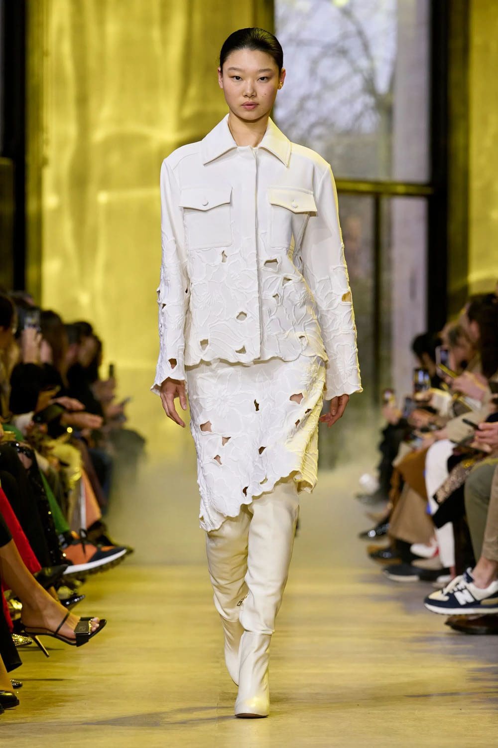 Elie Saab Outono Inverno 2023 2024 Paris Runway Revista 27