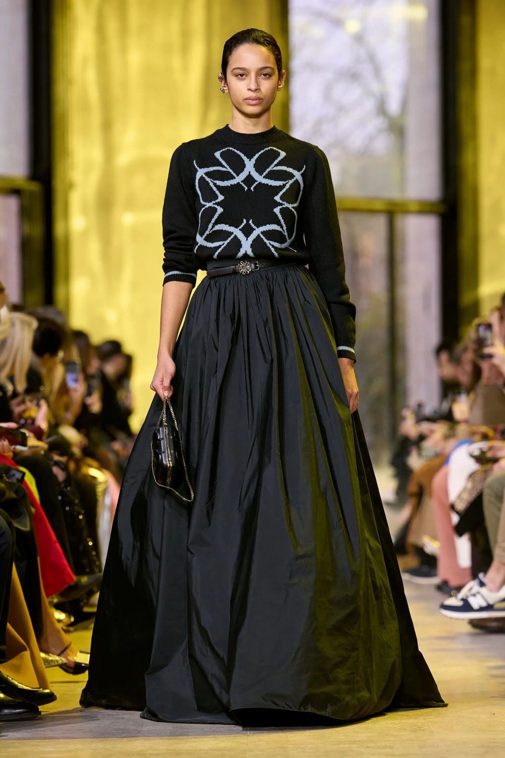 Elie Saab Outono Inverno 2023 2024 Paris Runway Revista 52