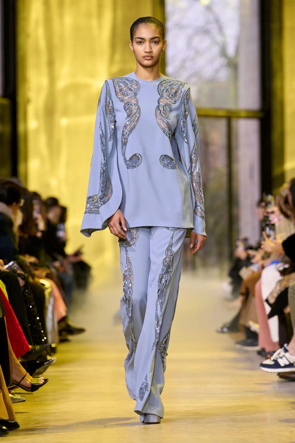 Elie Saab Outono Inverno 2023 2024 Paris Runway Revista 54