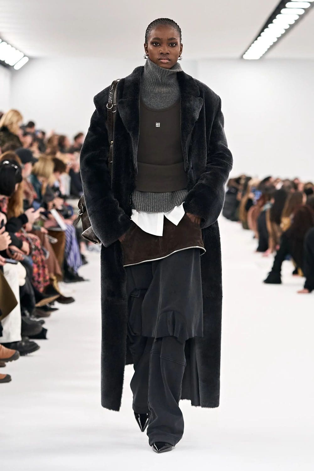 Givenchy Fall Winter 2023 2024 Paris Runway Magazine 30